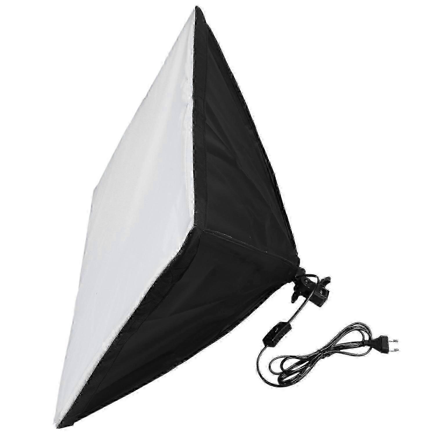 50 x 70 cm softbox compatible with continuous lighting in photo and video studios with E27 socket. Simple.