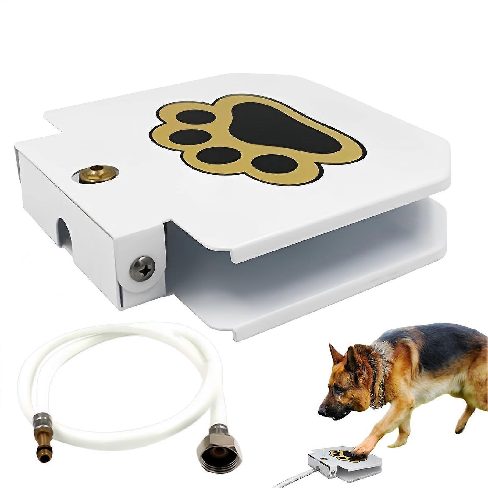Stepactivated Drinking Fountain for Pets Adjustable for Puppies in Garden