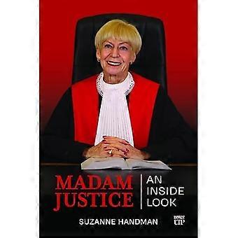 Madam Justice : et innblikk