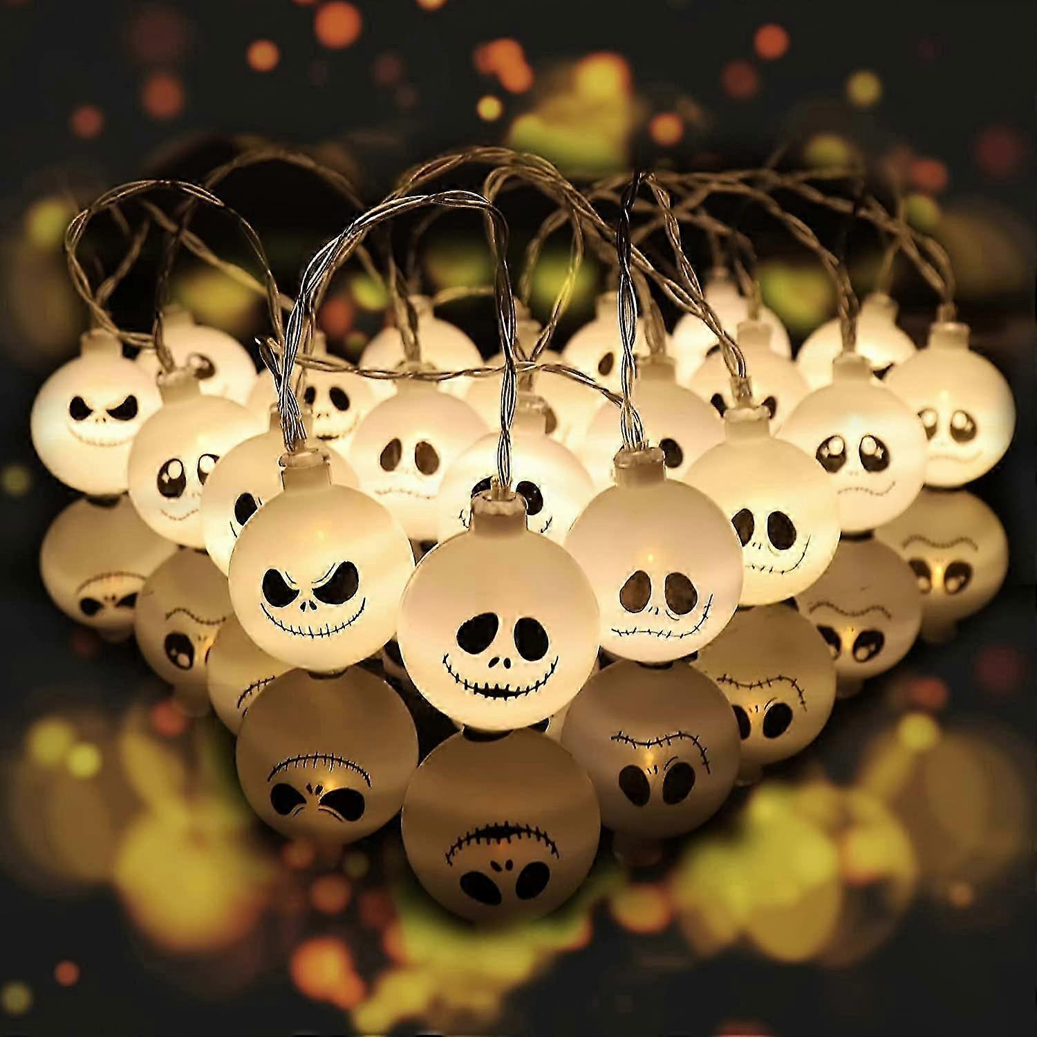Halloween Themed String Lights with Skull and Ghost Designs, Battery Operated Decorative Horror Lighting (Style 1)