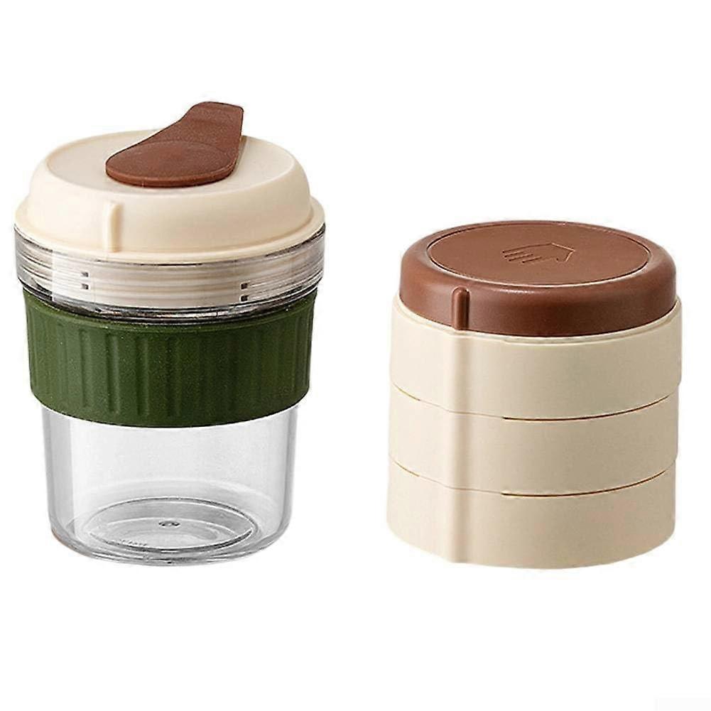 Airtight water cup with ice cube tray,  for cold drinks anywhere, practical for travel (B).