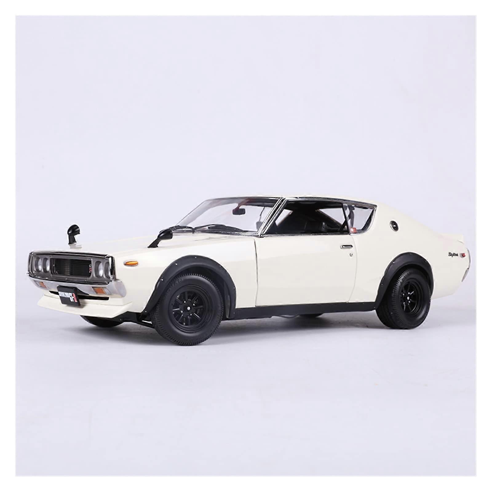 Model Kit Car for Skyline 2000GT-R 1:18 Scale White Alloy Car Model, All Doors Open, Home Display