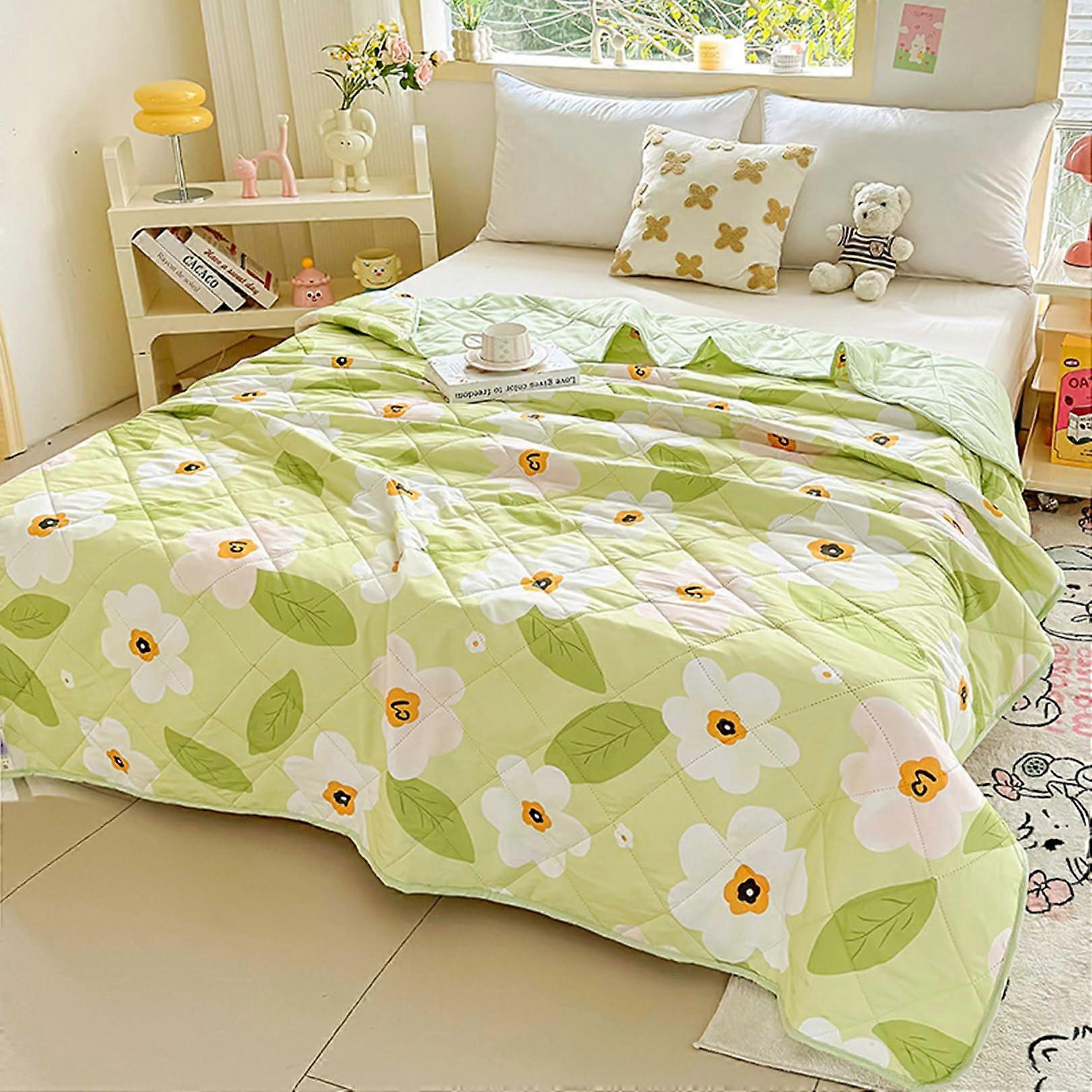 Quilted Bedspread Double Size 100x150cm Floral Printed Pattern Soft Lightweight Bedding Coverlet