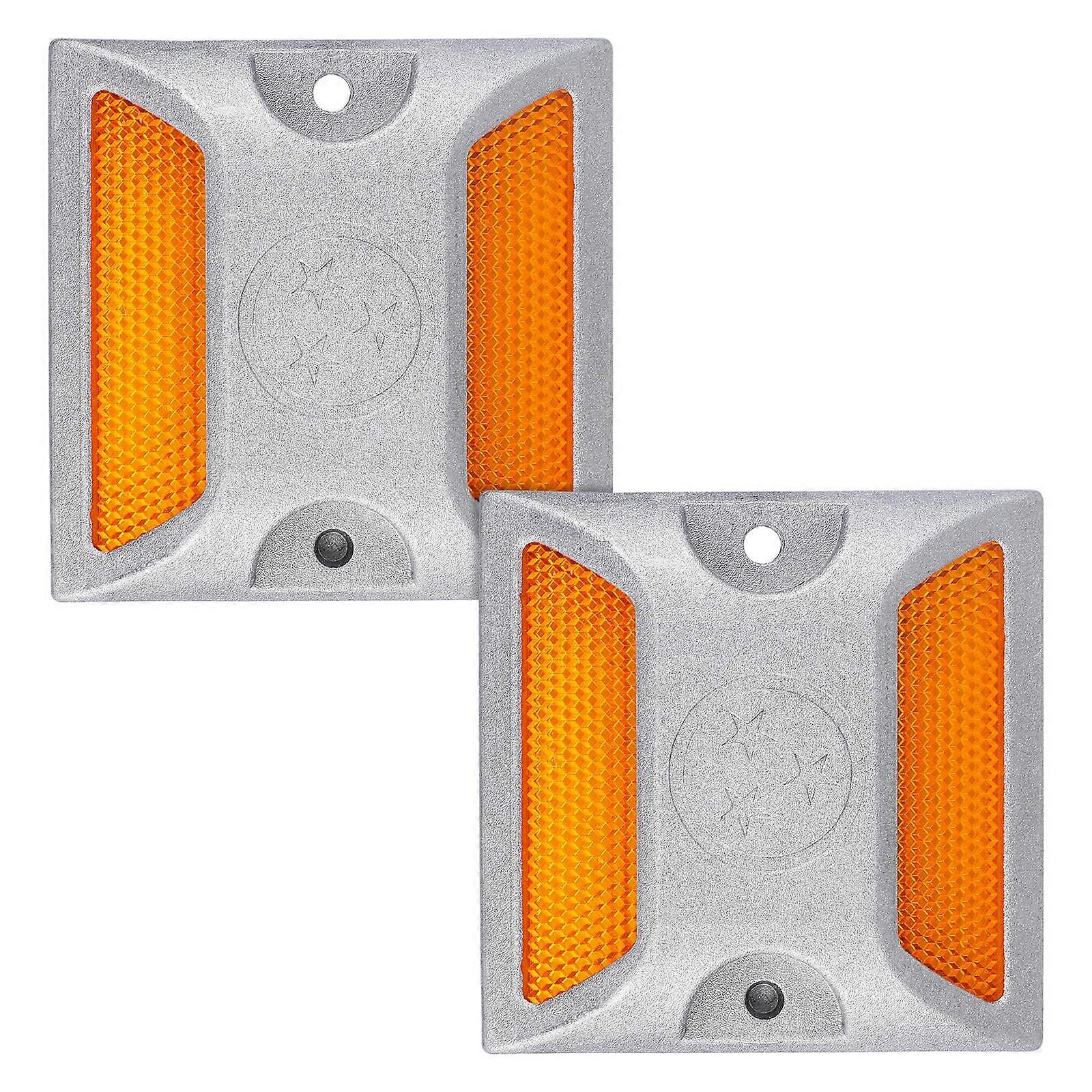 2pcs Reflective Road Pavement Marker Driveway Marker Reflectors (Random Style)