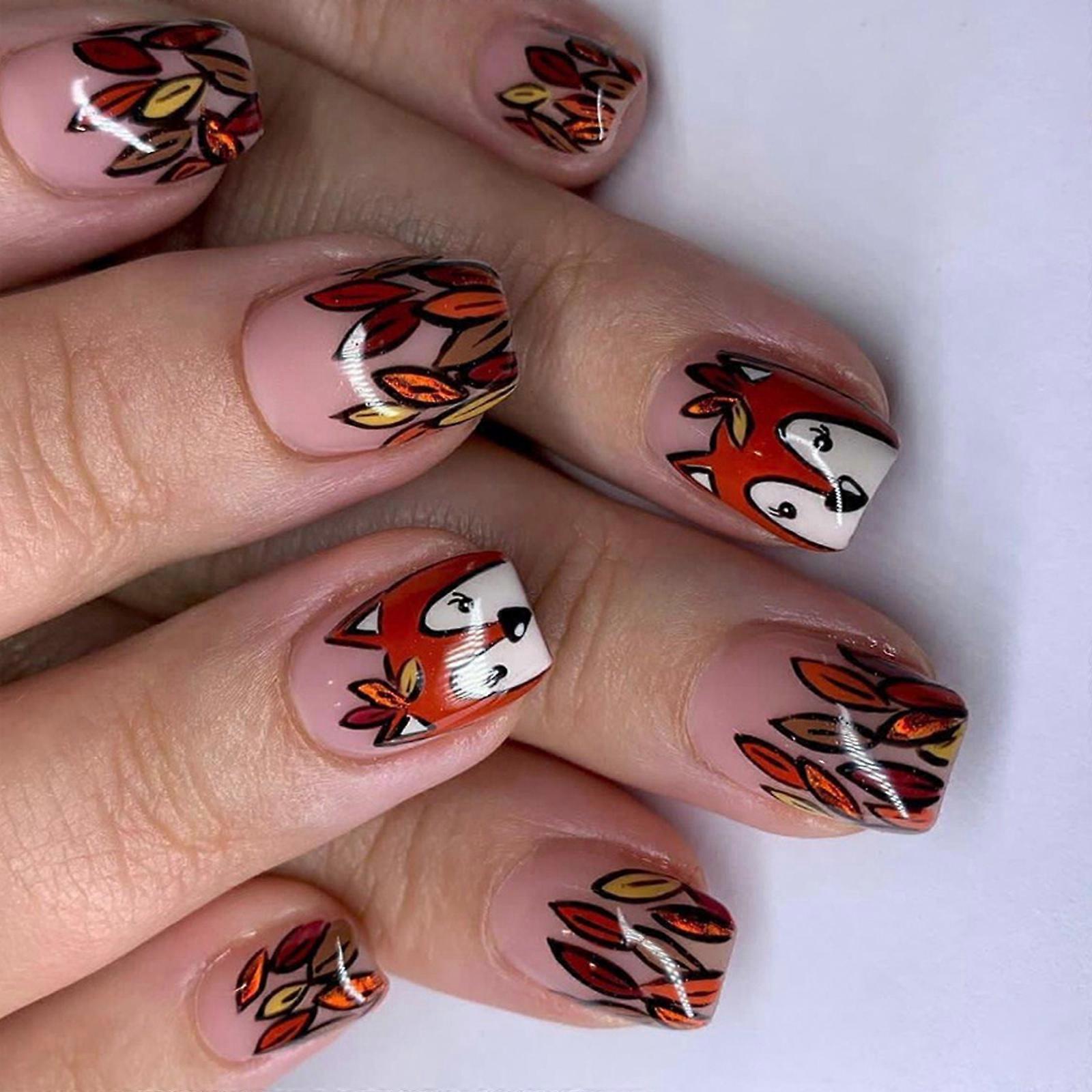 24Pcs Glossy Squirrel Print Artificial Fingernails Press on Nail Tips Quick Wearing and Radiance Short Square Type Multicolor