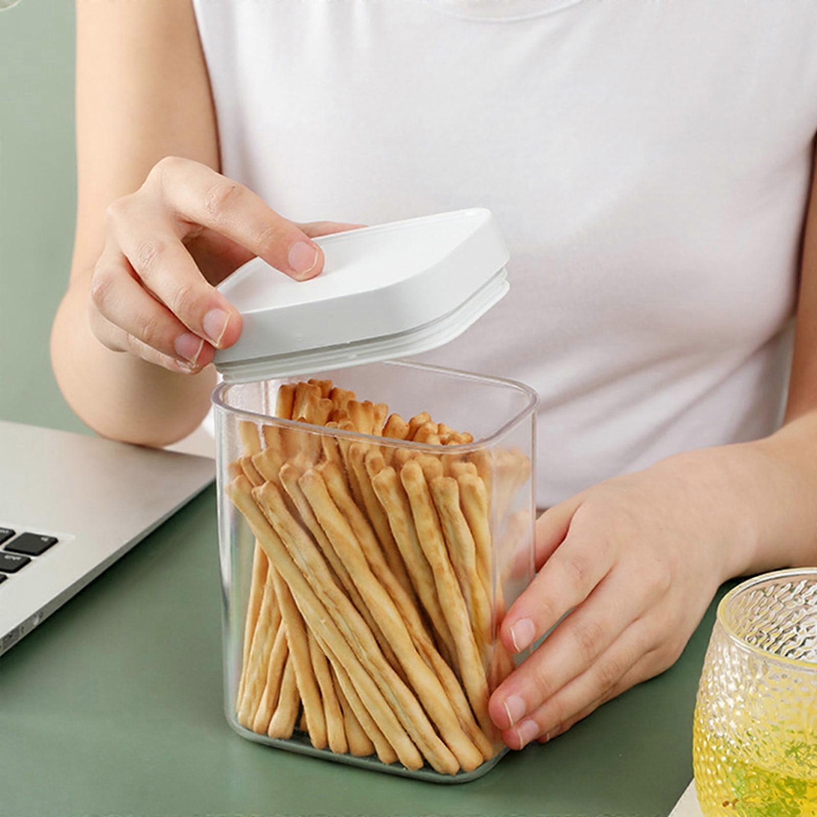 Yoloke Airtight Food Storage Container with Lid Regular-L Lock Top, Stackable Kitchen Canister Acrylic Jar for Pantry Cabinet Cupboard Snack Cracker