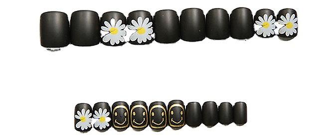 偽の爪のヒント偽の人工芸術DIYフィンガーカバーインターネット有名人のデイジーはかわいい24個を終えました