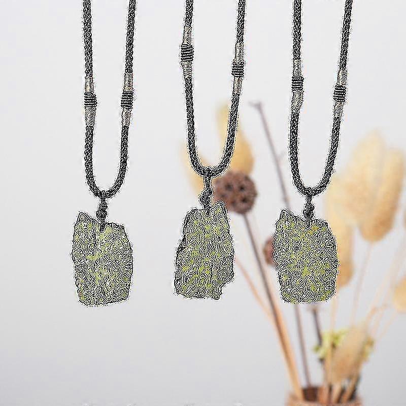 Man-Made Green Moldavite Crystal Pendant Necklace – Stone For Energy & Chakra Healing