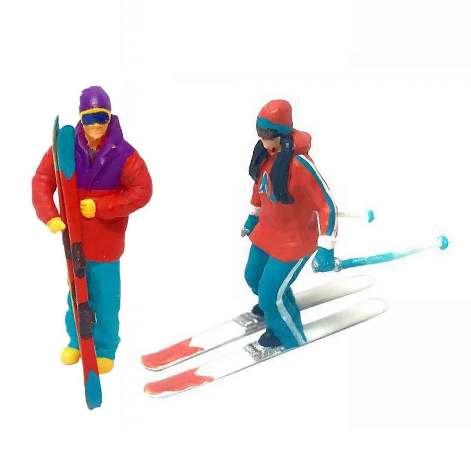 2pcs 1/64 Scale Resin Skiing Characters Table Layout Scenery
