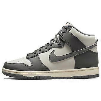 Nike Dunk High Se 'Light Bone' DM0582-001