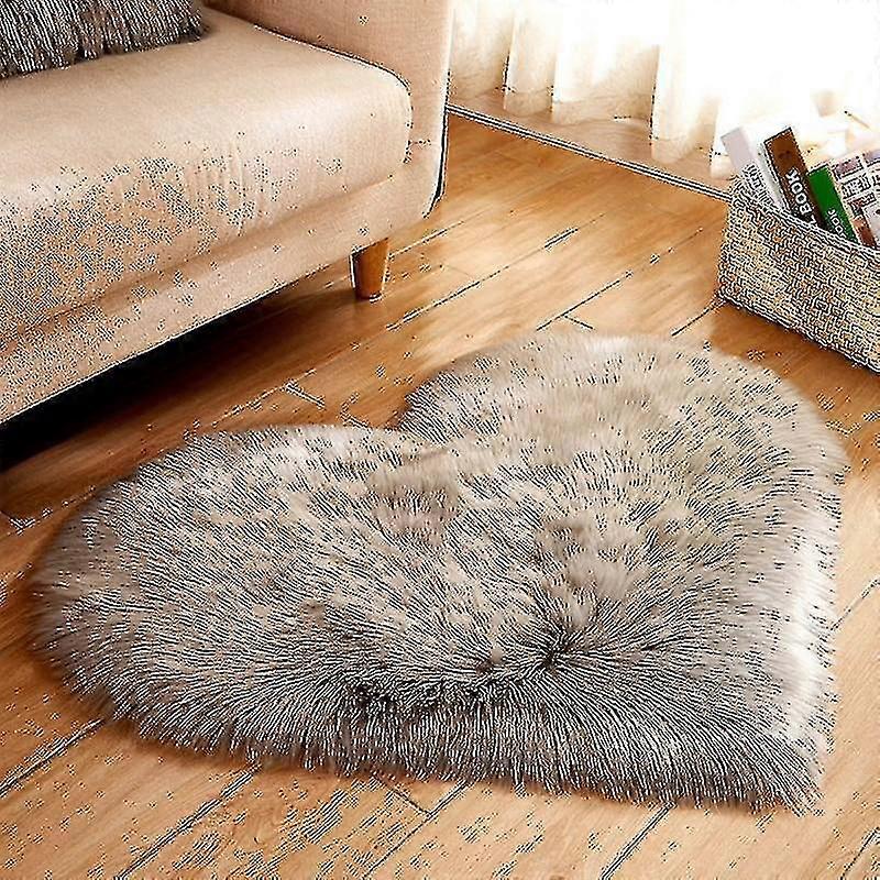 Tflycq Heart Shaped Soft Faux Sheepskin Fur Area Rugs(40x50cm Long Velvet)(Grey)