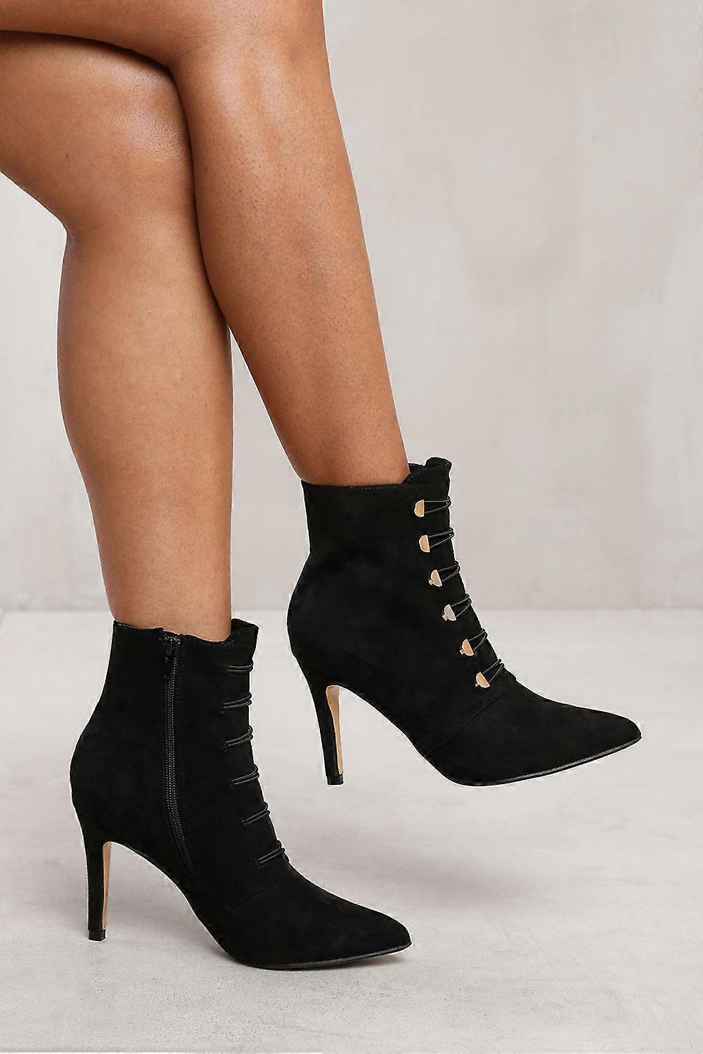 Tokens Pointed Heel Ankle Boots