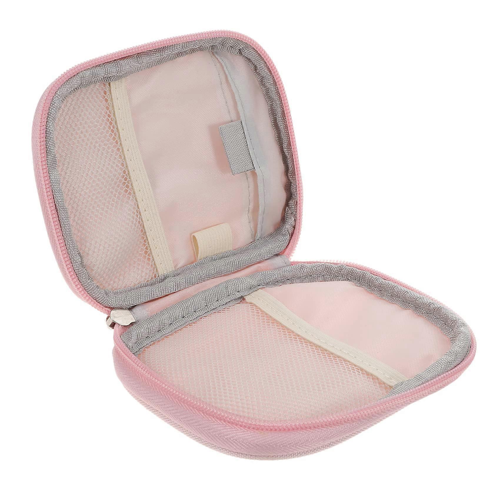 Small medical bag for travel, practical first aid pouch made of Oxford fabric for camping and office, portable with zipper for easy handling, pink.