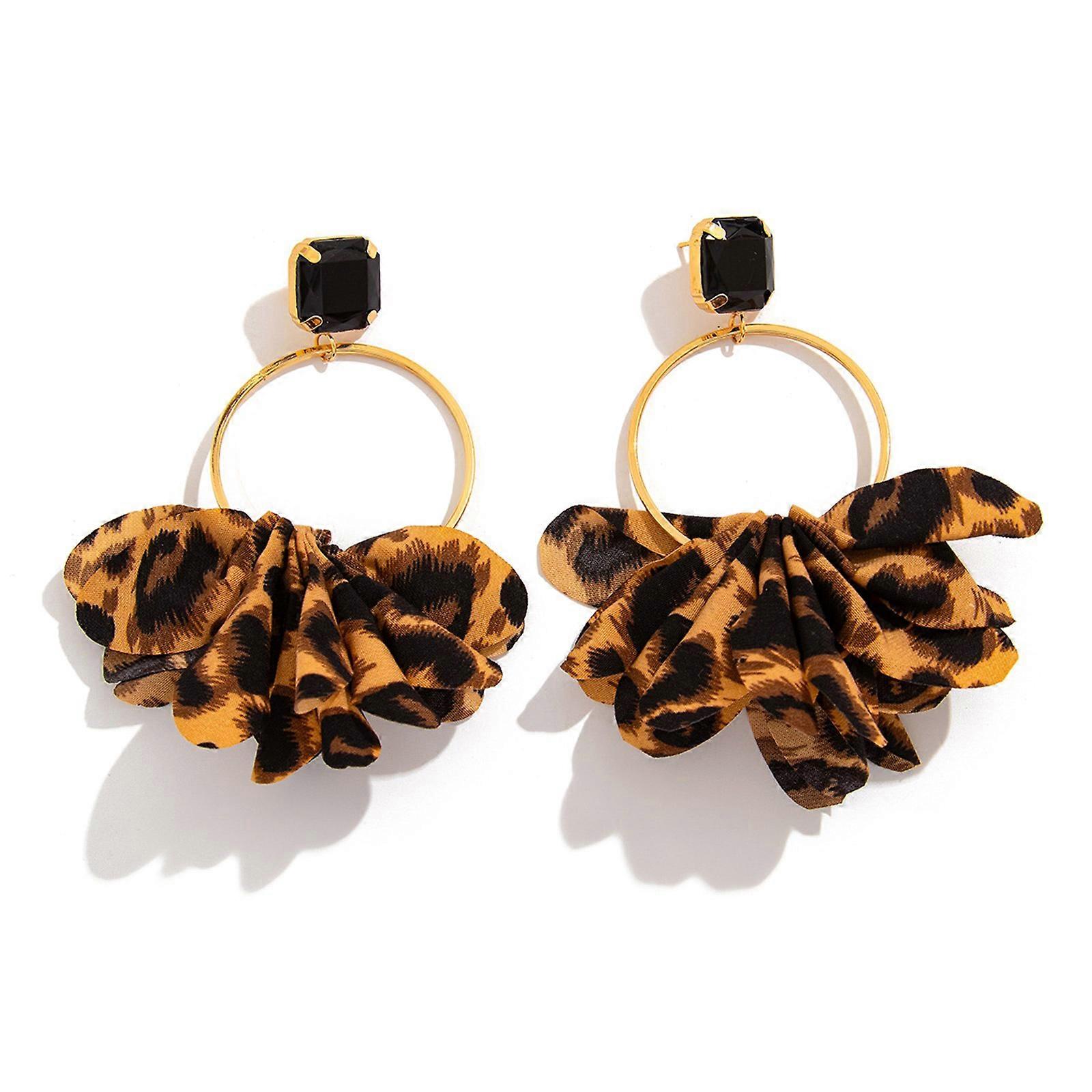 Chic Leopard Print Fabric Earrings Unique Leopard Print Earrings Adornment Perfect for Daily Commute and Gatherings