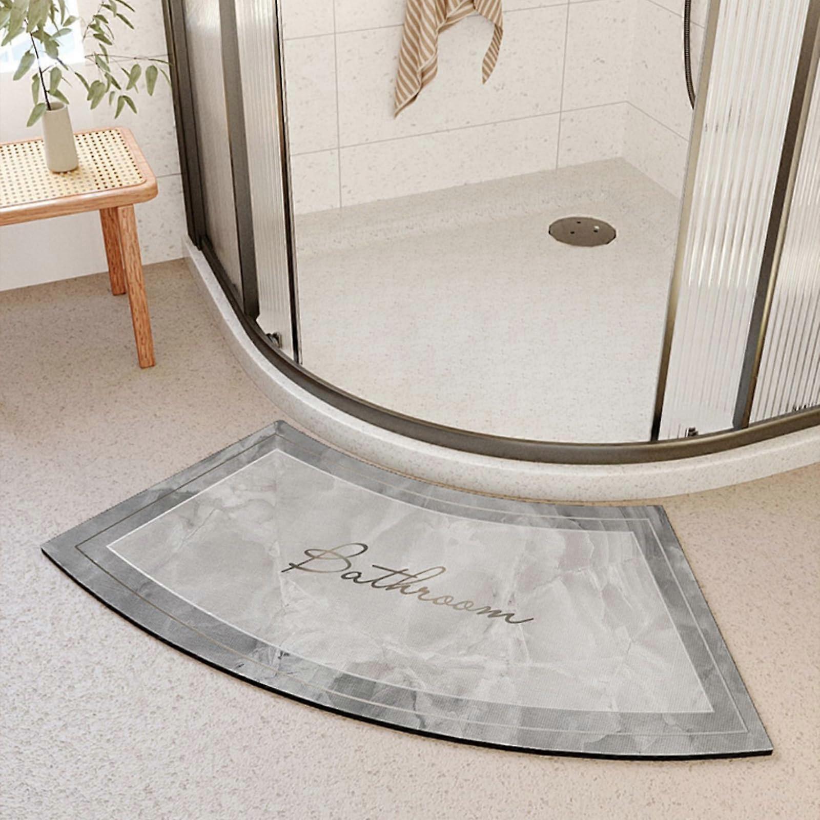 Grey Curved Fast Drying Strong Absorbent Rubber Non-Slip Bottom Bath Mat for Round Showers Easy to Clean