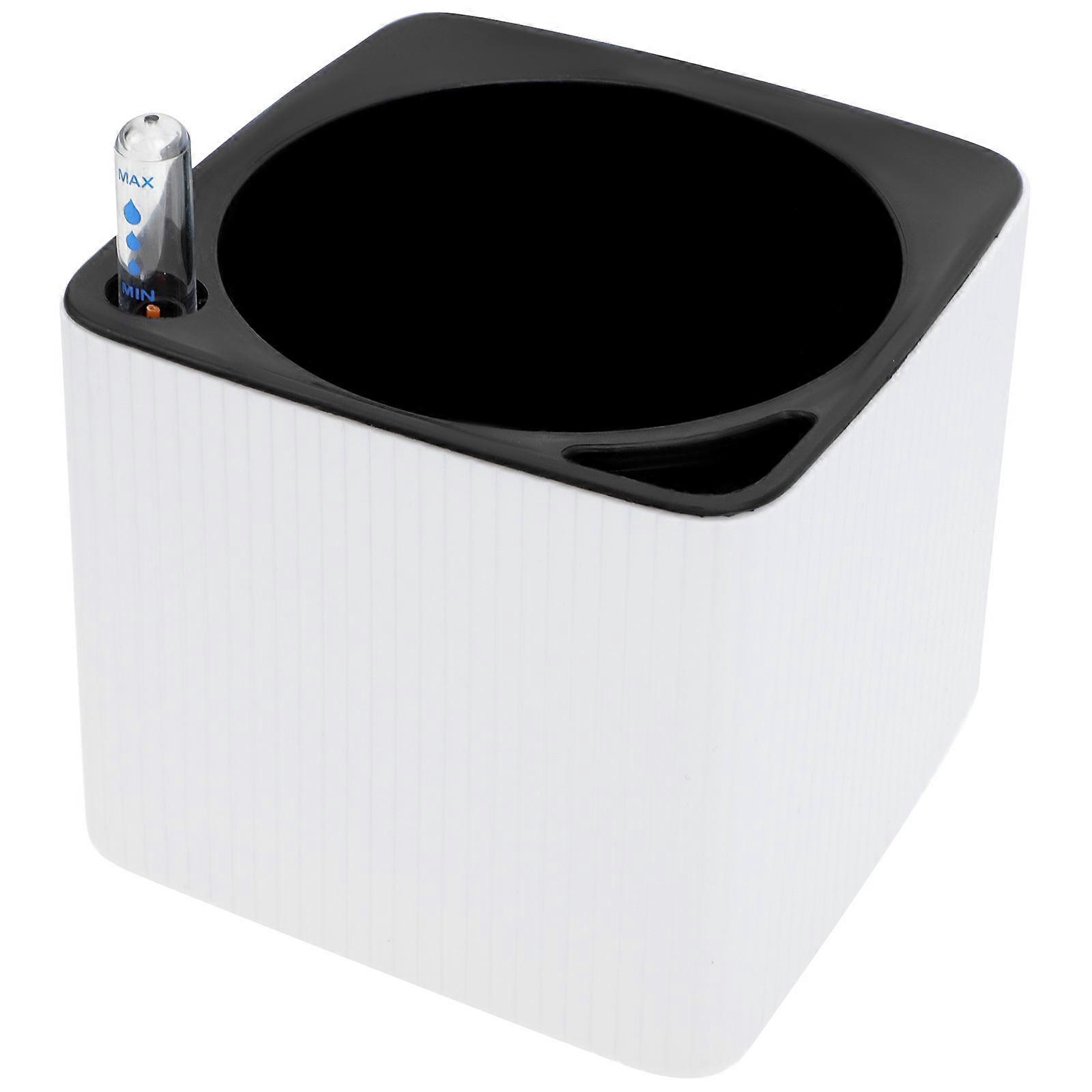 Plastic Hanging Flowerpot for Water Absorption with Durable Craftsmanship 1Set
