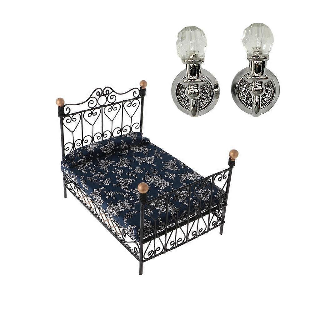 Retro European Style Flower Pattern Double-Bed with Miniature Wall Lamp LED Lights for 1:12 Doll House Model DIY Scene