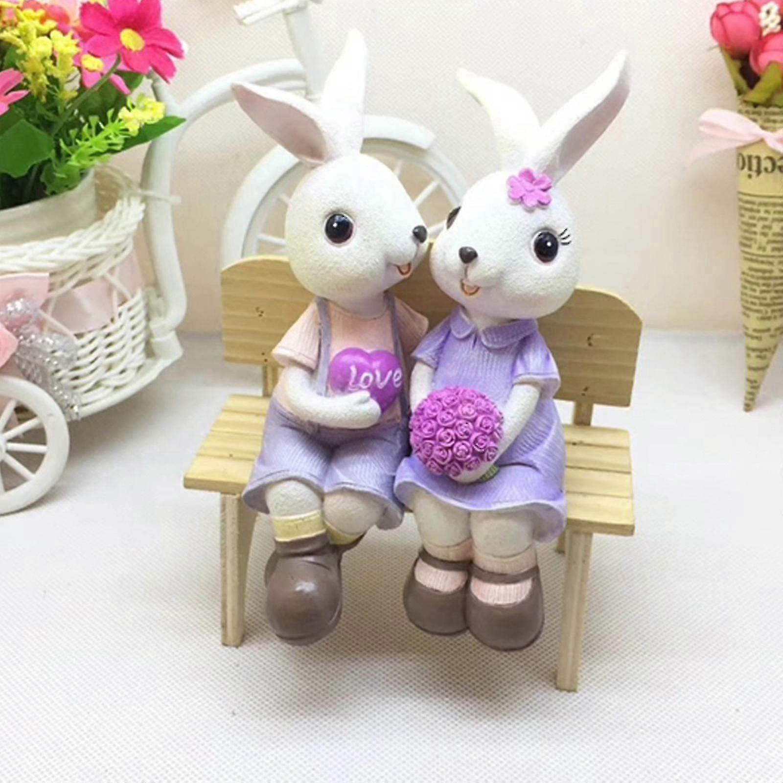 LOT DE 2 figurines de lapin assis en céramique pour vitrines
