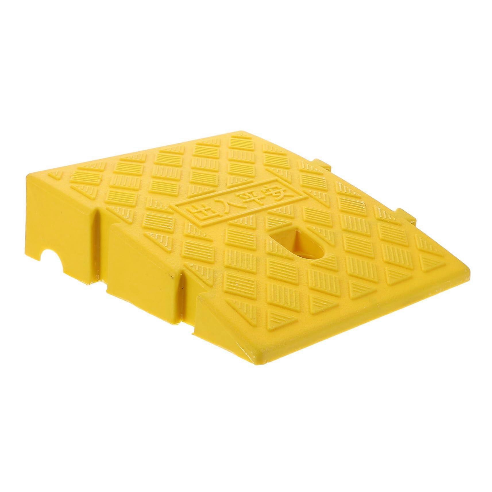 Plastic Hanging Mat Bicycle Trailer for Cars and Trucks, Automatic Handicap Ramp Tyre Pad with Hidden Support Frame and Wire Protection