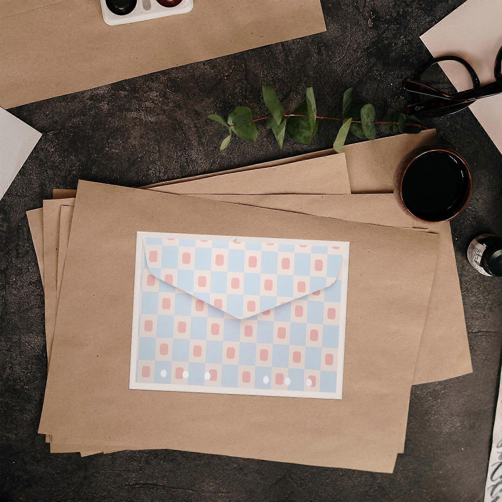 Transparent Game Cards Sleeve Protector with 200 Sheets Plastic Covers