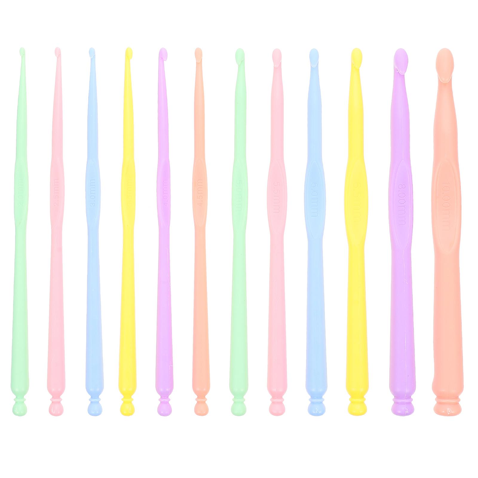 Crochet Needles Plastic Knitting Hooks for Sweater 12Pcs Set Assorted Color