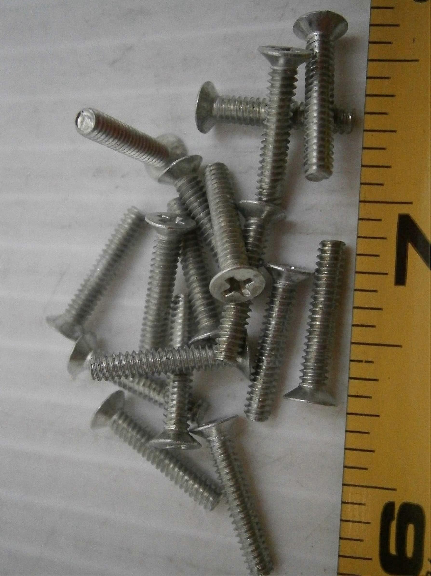 440 Thread 5/8 Inch Steel Phillips Flat Head Machine Screws, 100° Countersunk, 85 Pack