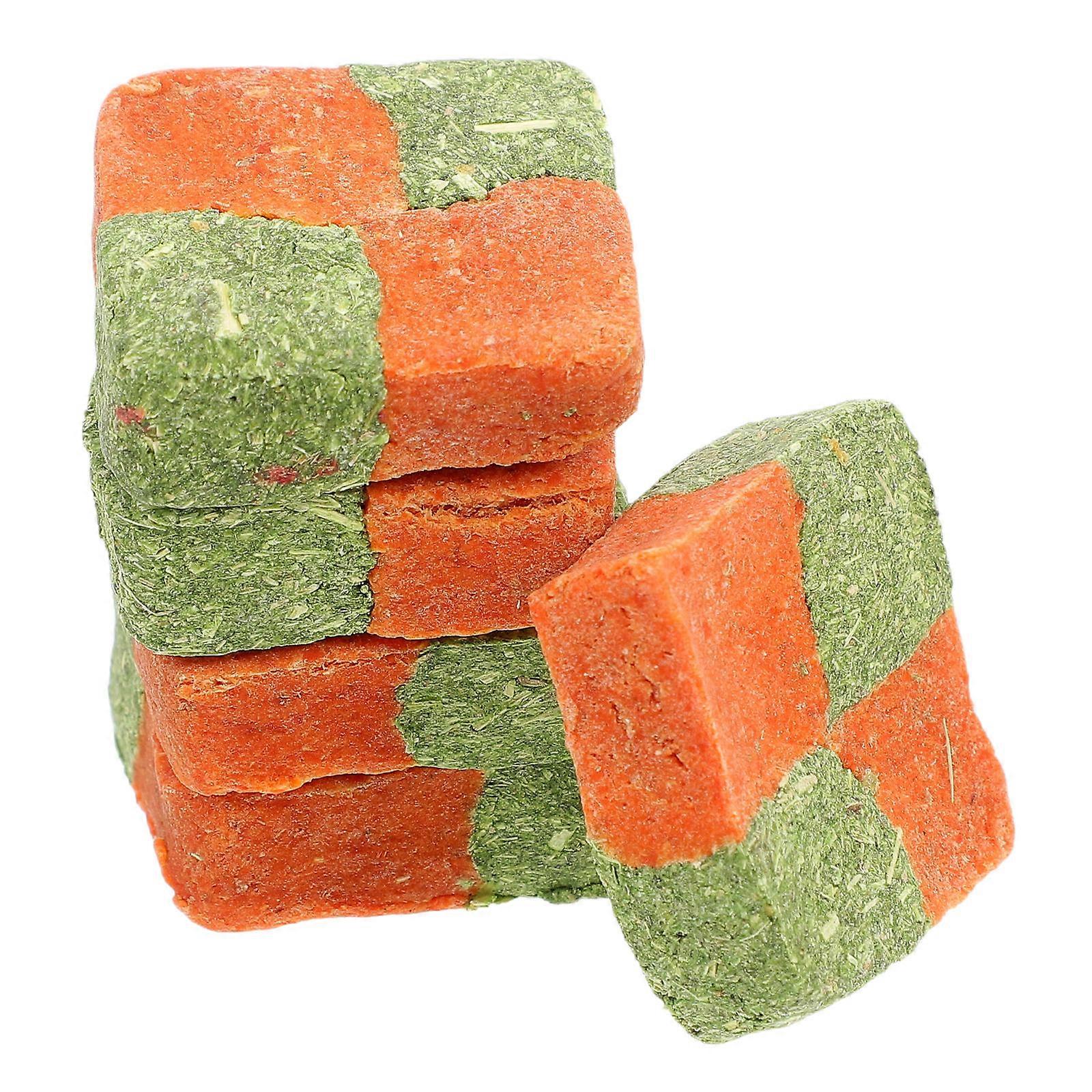 5pcs Natural Organic Grass Cubes Rabbit Snacks for Small Pets – High Fiber Chew Treats for Healthy Teeth and Digestion in Rabbits, Hamsters, Guinea