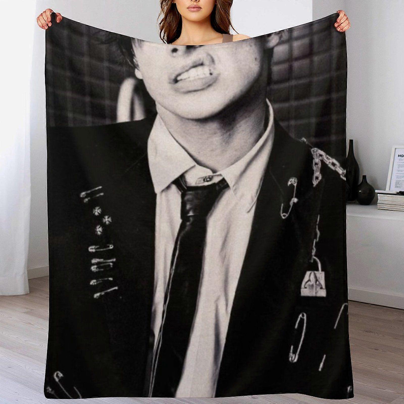 Yungblud Breathable Velvet Blanket for Sofa Lounge Winter Soft Touch No Shedding Anti-Wrinkle