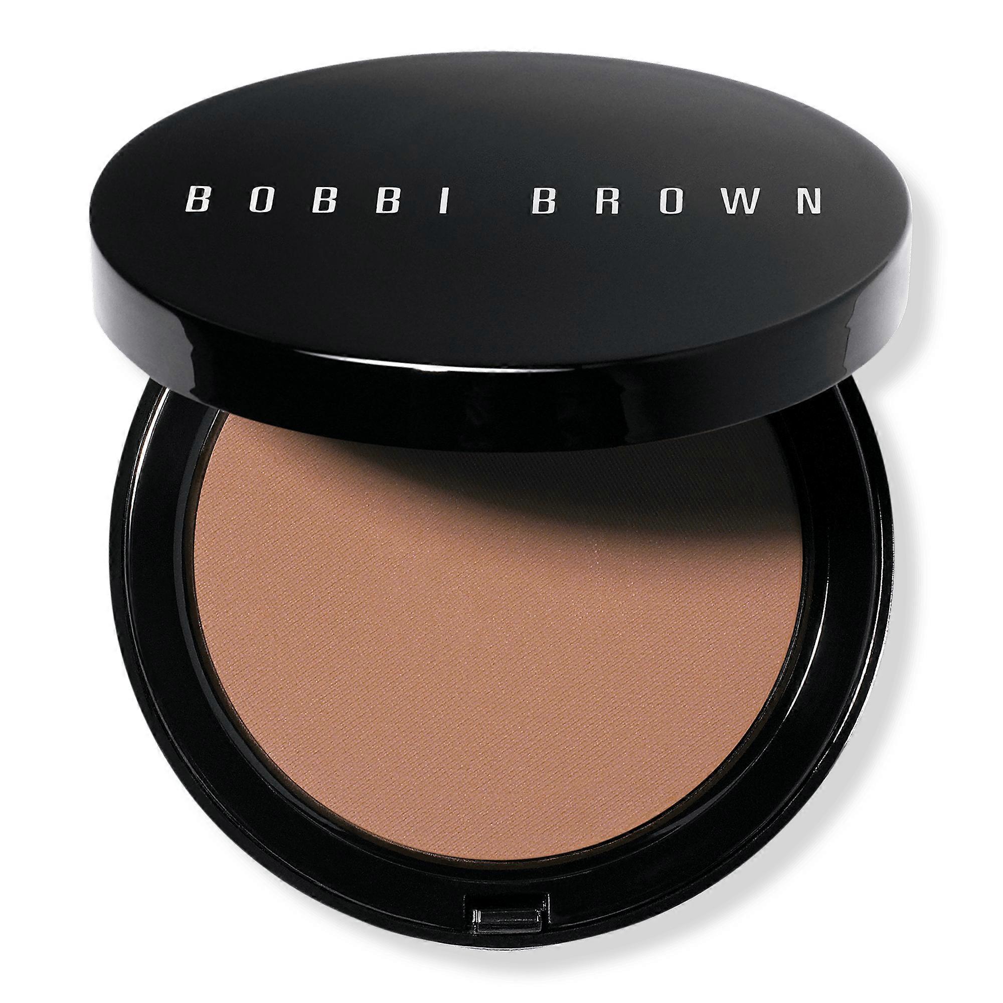 Puder brązujący Bobbi Brown, średni, 0.28 uncji