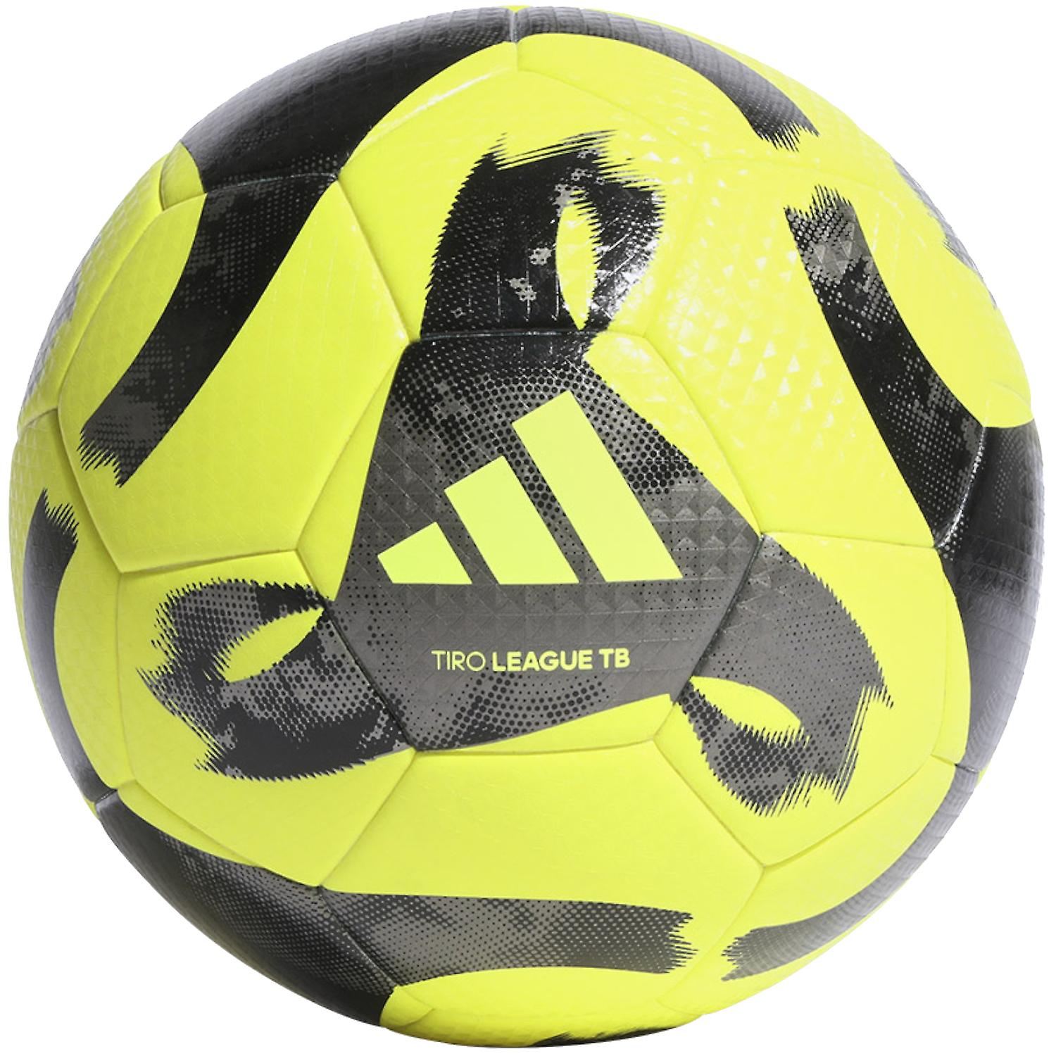 Fotbollar adidas Tiro League FIFA Basic Boll