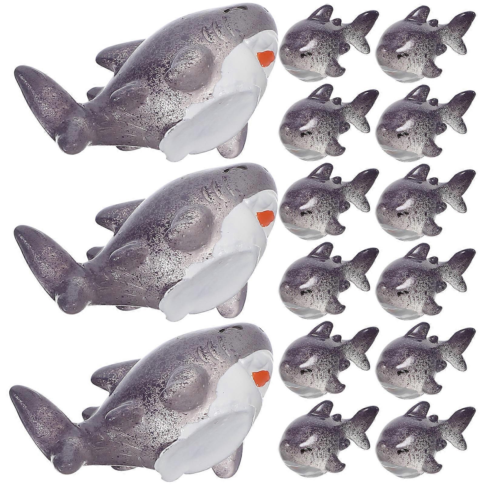 30pcs Mini Resin Shark Figurines for Micro Landscape, Bonsai, and Succulent Decor – Tiny Durable Ocean Animal Ornaments for Craft and Tabletop Use