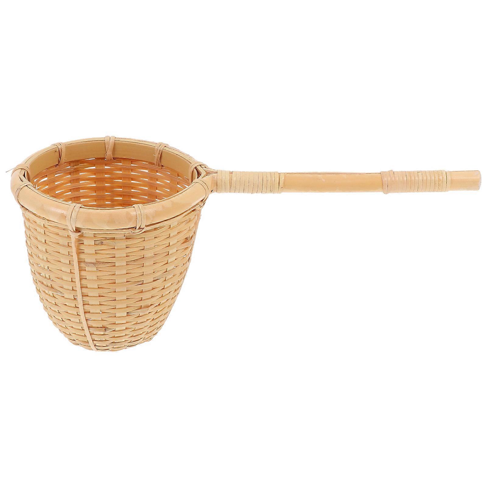 Handle Tea Strainer Made of Synthetic Material for Safe Use Khaki Color Fits Most Cups and Mugs