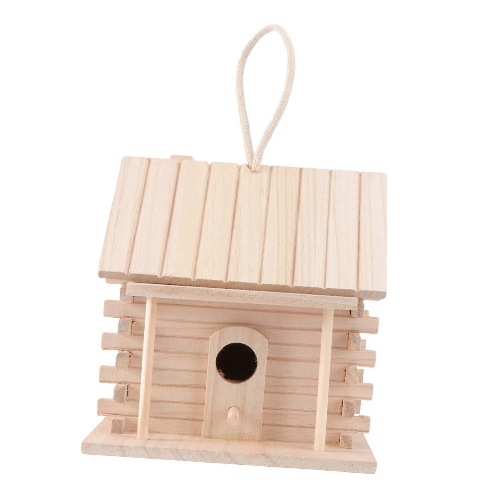 Hanging bird cage for outdoor use, nesting box for birds, suitable for budgies and other small birds, providing a safe retreat and play space.