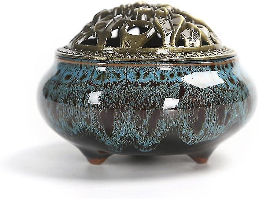 Incense burner and ceramic cover, incense stick or aroma diffuser in incense cone, serpentine ashtra