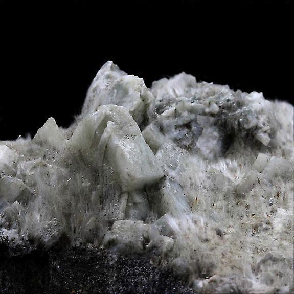 Adular, Byssolite 312.5 carats