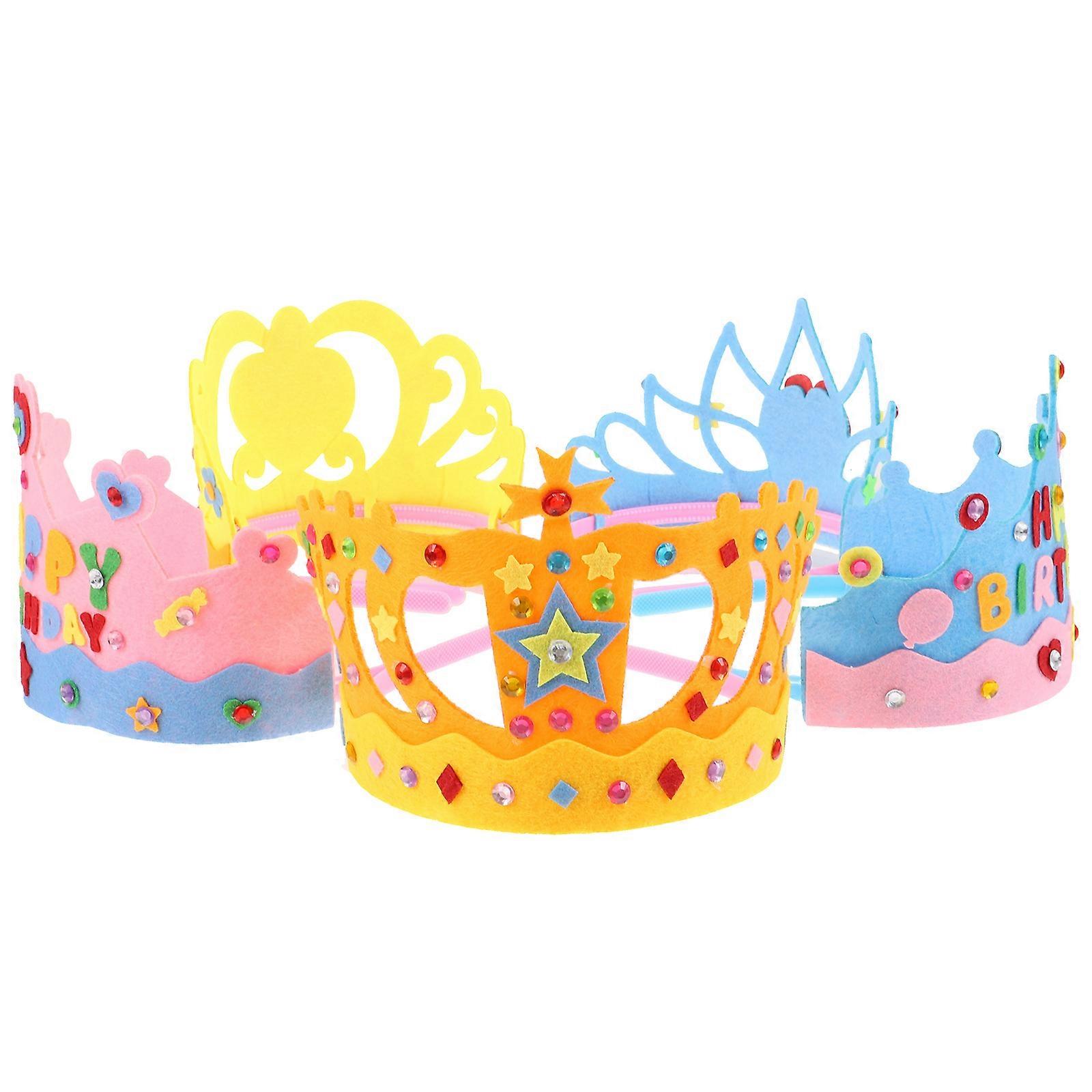 子供がクラウンハット、お祝いの誕生日おもちゃ、愛らしいパーティーの必需品