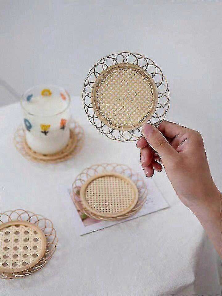 リビングルームに最適な絶妙な竹の花の形をしたコースター、コーヒーテーブルや自由奔放に生きる装飾に最適です