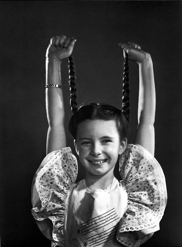 Margaret O'brien on aed Sleeve Poster