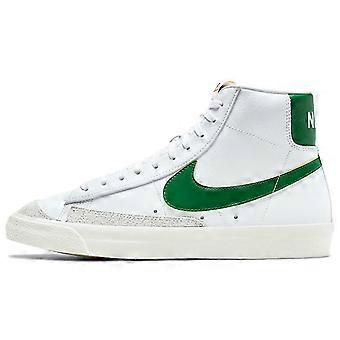 Zapatillas de skate unisex Nike Blazer '77 Vintage 'Pine Green' con cobertura antideslizante y resistente a la abrasión, de caña media (BQ6806-115)