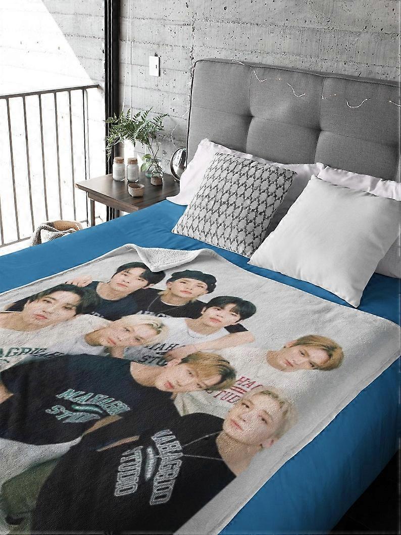 بطانية صور Stray Kids OT8 ، بطانية SKZ SKZOO المخملية ، هدية مخصصة للإقامة ومحبي K-pop ، هدية سلع من صنع مروحة K-pop ، فيليكس هان PIYR284