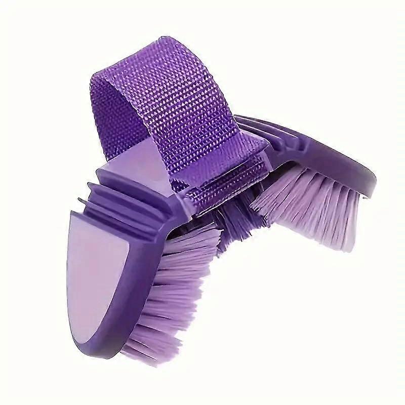 Versatile horse brush with soft bristles – flexible, multipurpose grooming tool for horses and cows – ideal for bathing and cleaning.