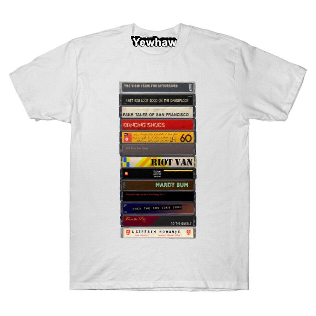 Ať už si lidé říkají, že jsem cokoli, to nejsem - kazetové tričko s motivem Arctic Monkey