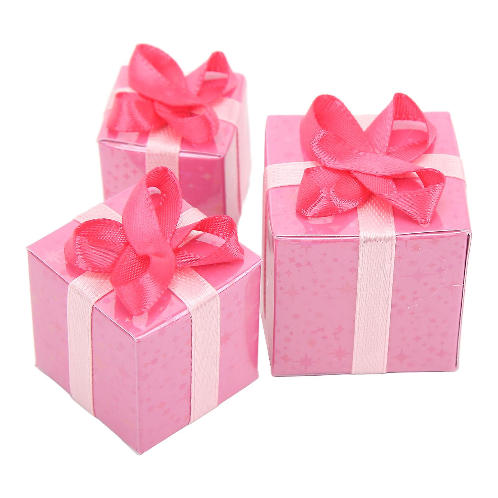 GPB 3pcs Mini Boxes Ornaments Cute Style 1/12 Scale DIY Paper Material Christmas Packages Figurine Set for Holiday Decoration