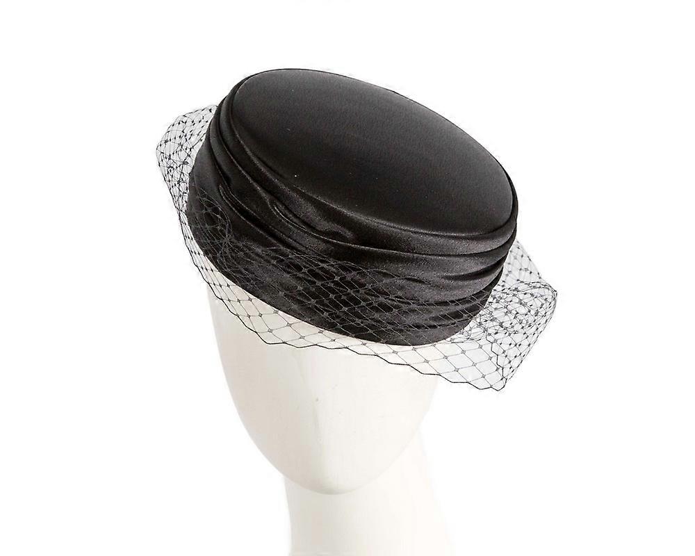Custom made black hat with veil H5023B