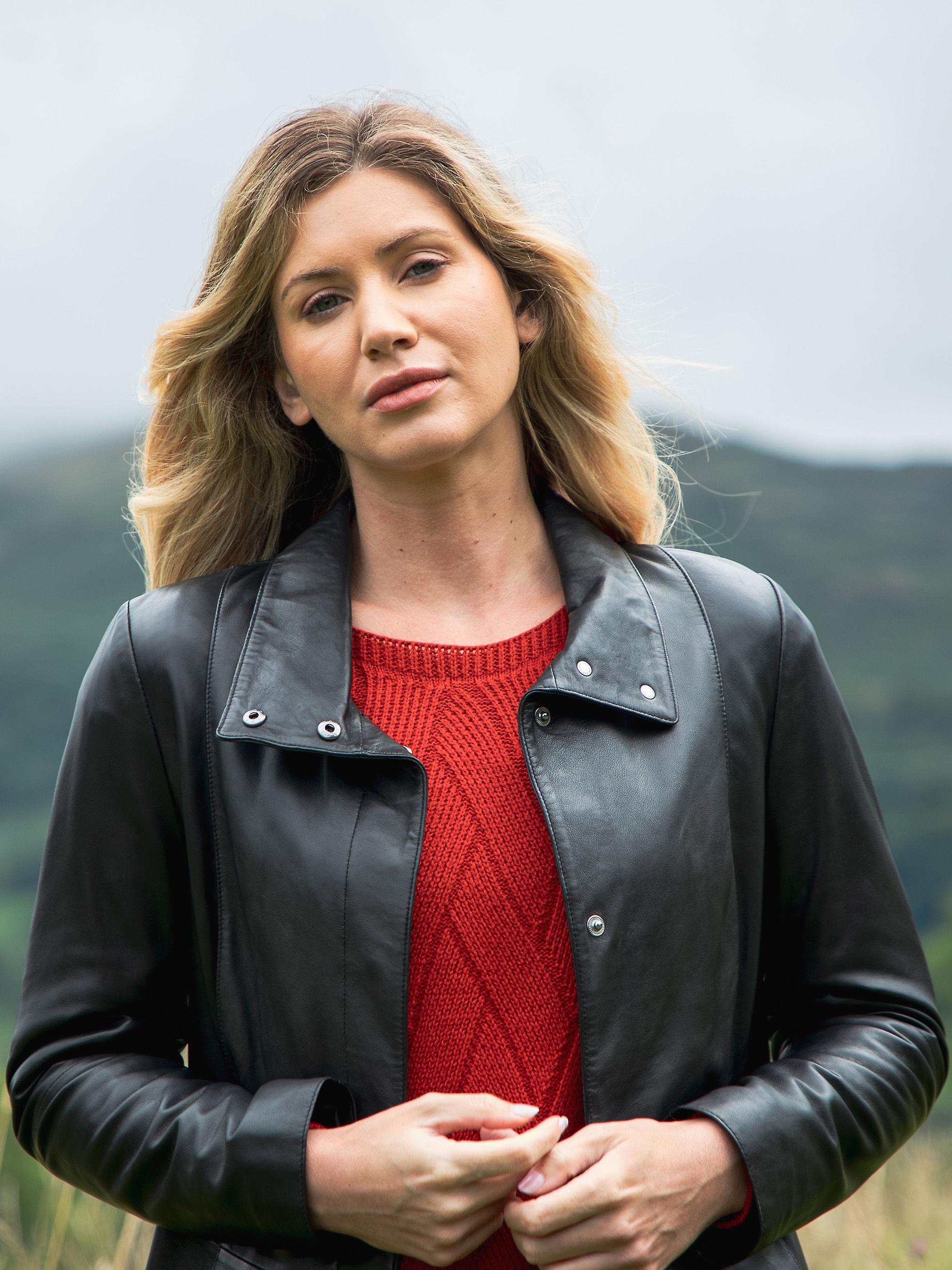 Karntown Leather Jacket in Black