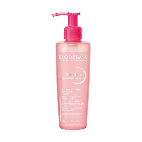 Gentle Cleansing Gel with Moisturizing and Soothing Action Sensibio 200 ml