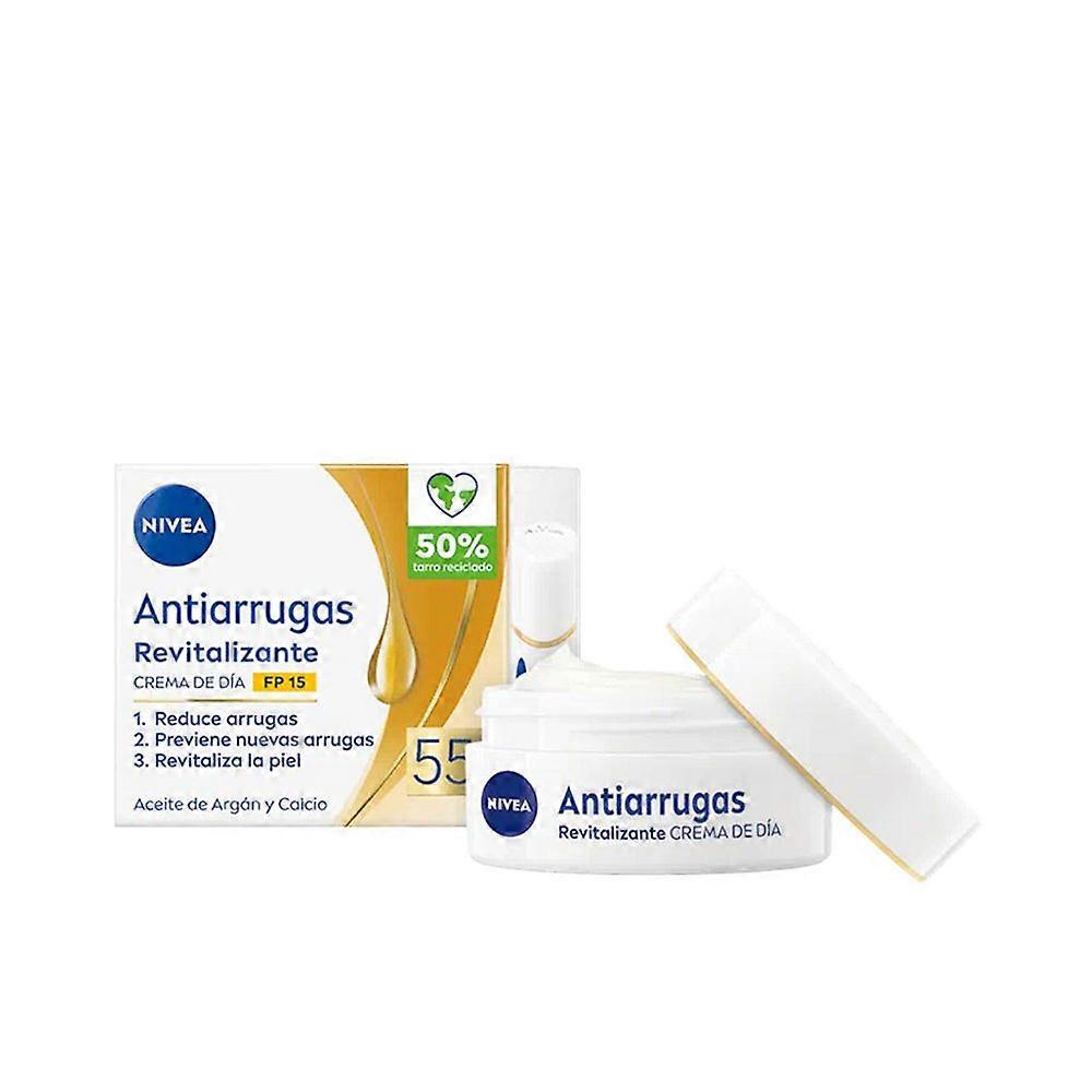 NIVEA ANTI-WRINKLE 55+ revitalizing day care cream SPF15 50 ml