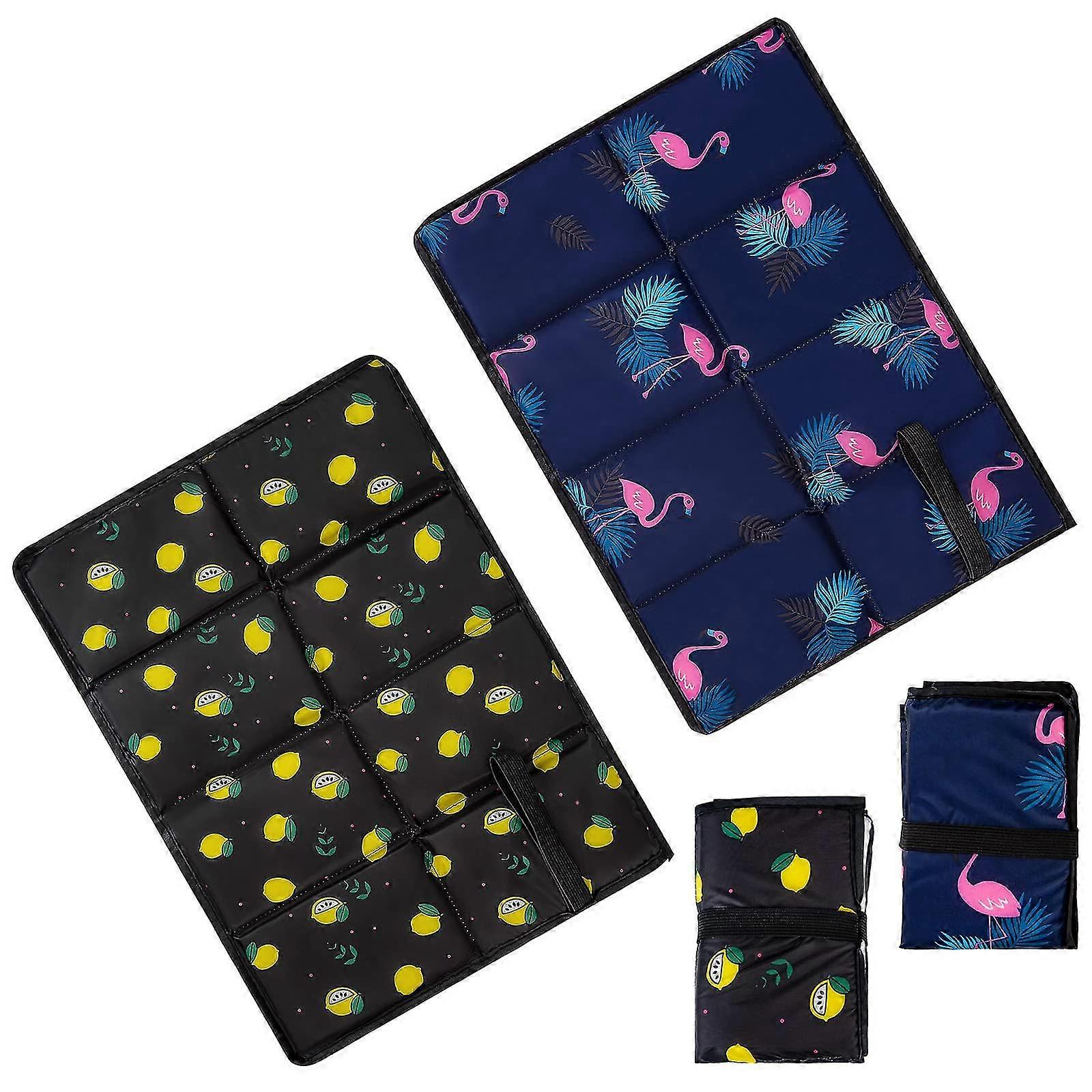 庭のキャンプのピクニックのための冷たい湿気の土のシート パッドに対する2つの折り畳み式の熱シート マットの屋外の座席クッションのパック