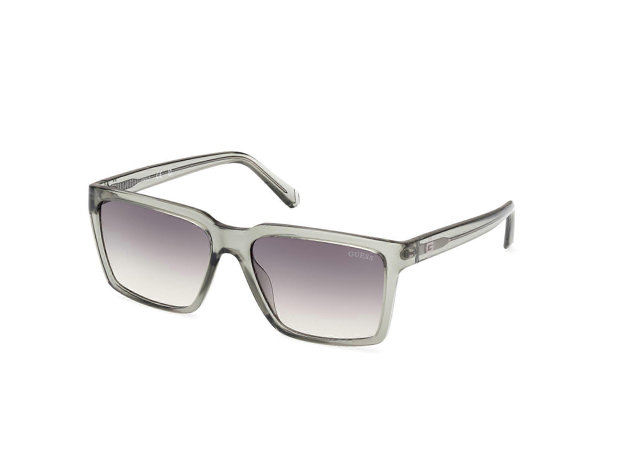 Sunglasses Guess GU00084 93P shiny light green 58/17/145 MAN