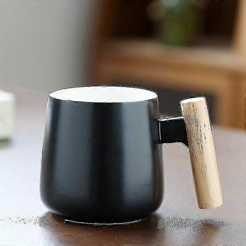 Minimalist Ceramic Mug With Lid Spoon Activity Print